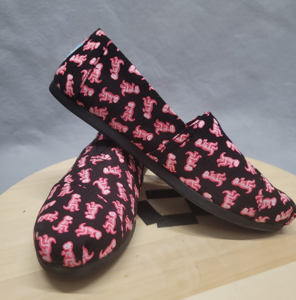 Espadril dengan Warna Neon yang Menyala